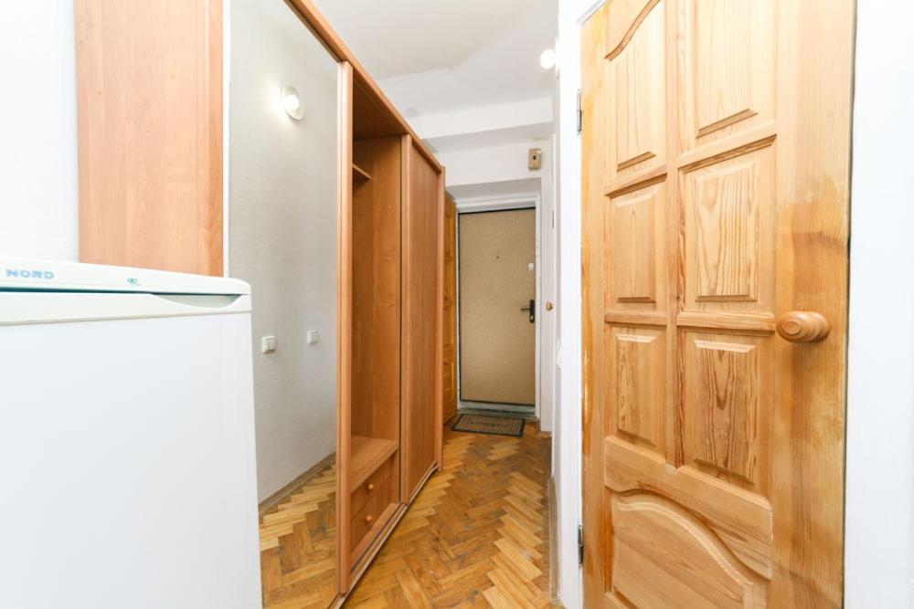 Квартира 1 Комнатная На Русановке Газ И Низкий Этаж Kiev Bagian luar foto