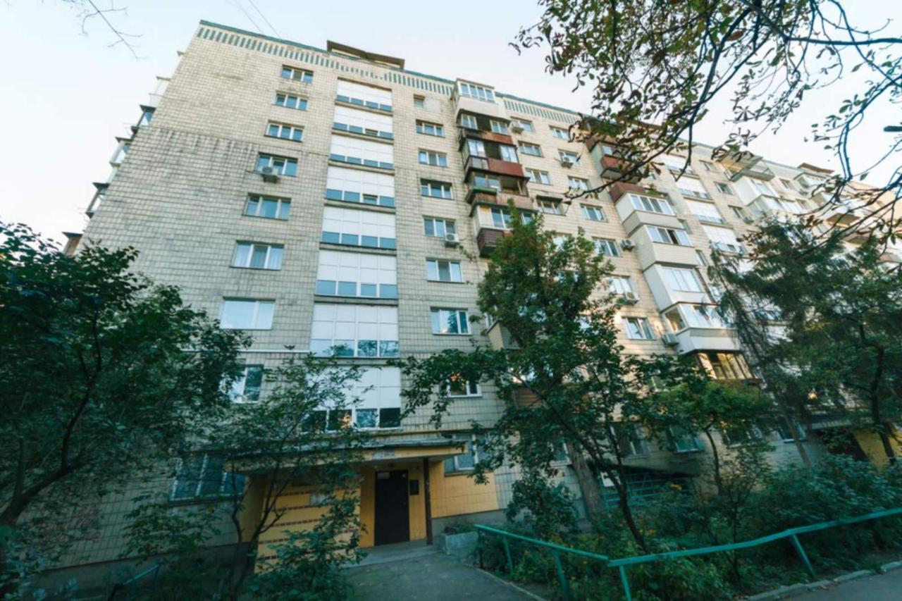 Квартира 1 Комнатная На Русановке Газ И Низкий Этаж Kiev Bagian luar foto